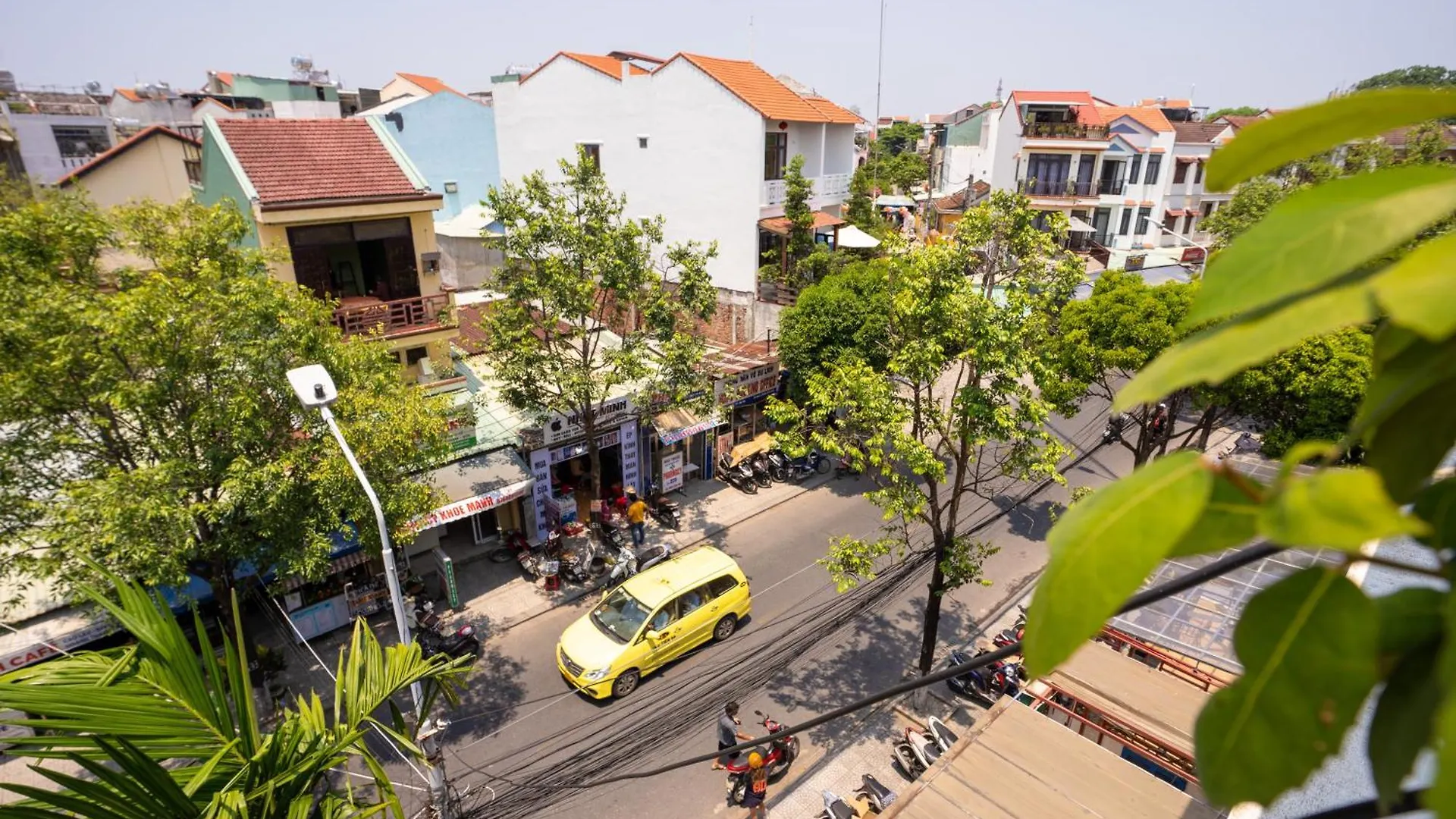 Hy Local Budget Hotel By Hoianese - 5 Mins Walk To Hoi An Ancient Town