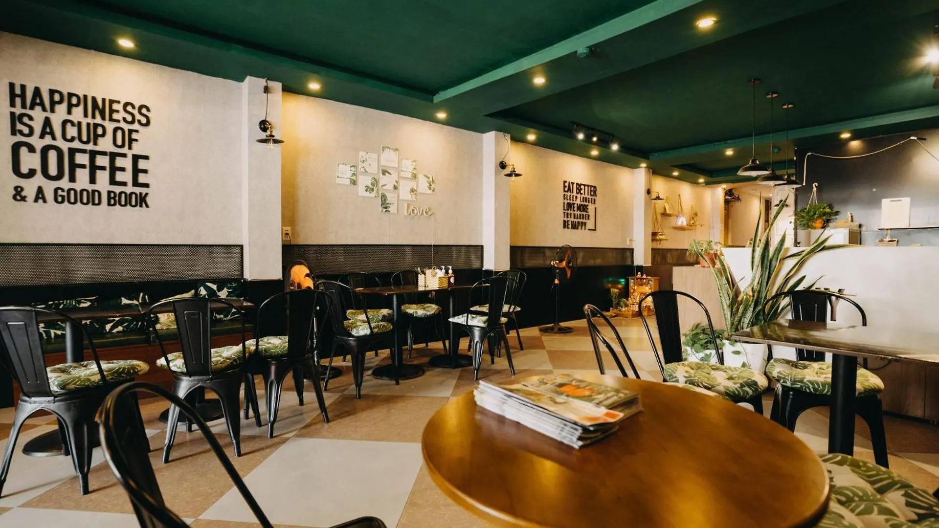 Hy Local Budget Hotel By Hoianese - 5 Mins Walk To Hoi An Ancient Town